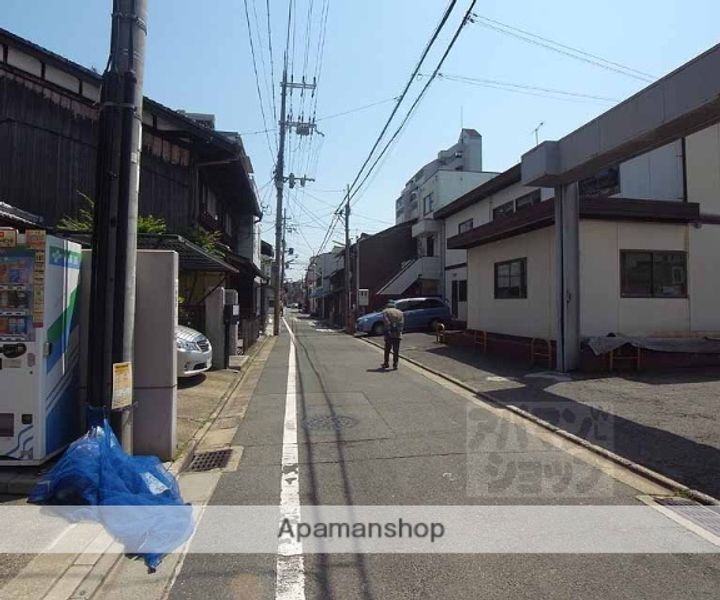 レ・タン・ドゥ・ラ・メール・CKIII207の周辺