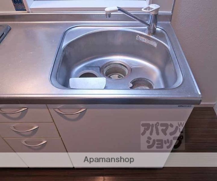 チコーベルメゾン東山102の内装