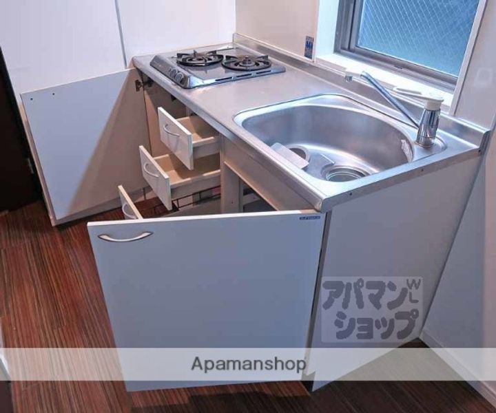 チコーベルメゾン東山102の内装