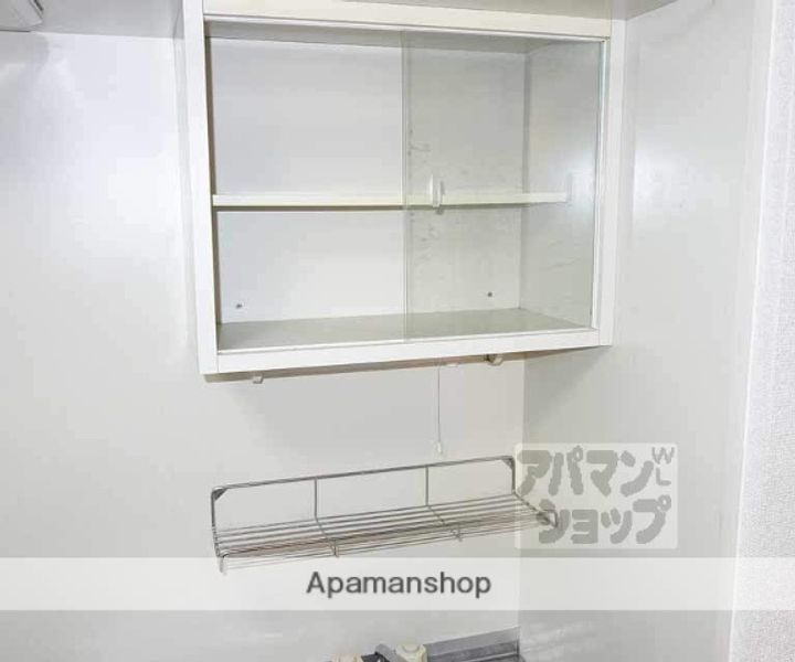 サンフェスタ東福寺(A・B棟)A106の内装