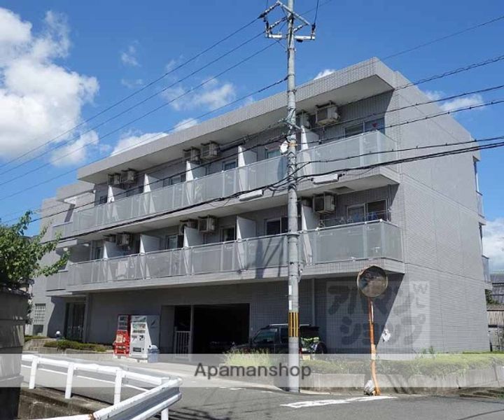 ハイライフ西ノ岡の外観
