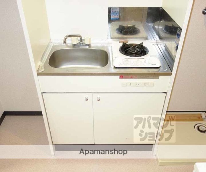 エクセルシャトー102のキッチン