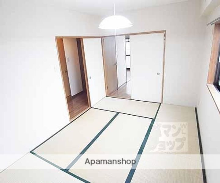 トーシンハイツ桃山301の居間