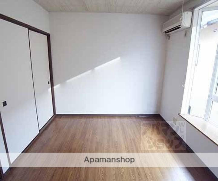 ベルジュムール202の居間