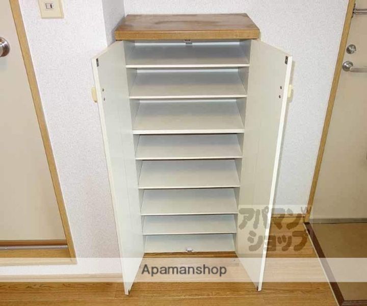 第2ヌヴェールハイツの内装