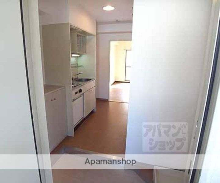 ハイクオリティクイナブリッジ4Jの玄関