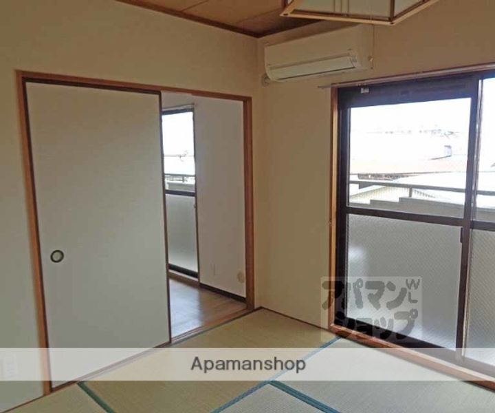 ラクロス丹波橋101の内装