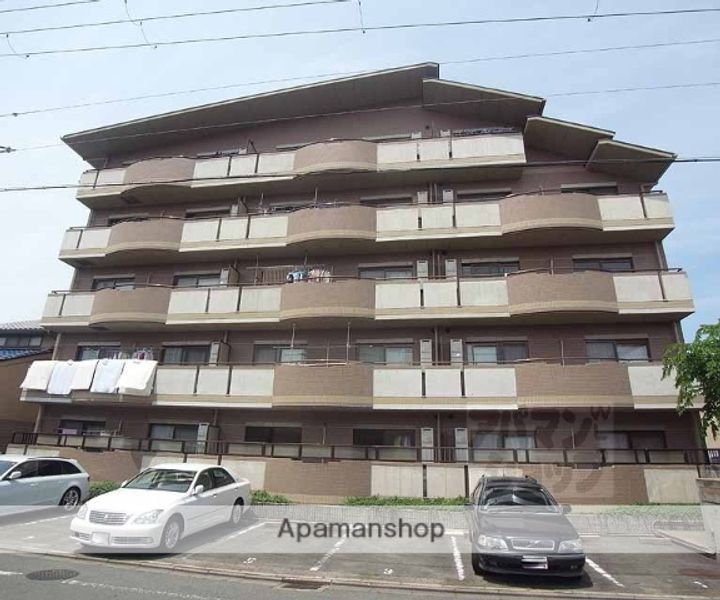 ラクロス丹波橋101の外観