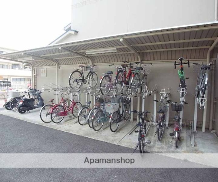 ラクロス丹波橋101の外観