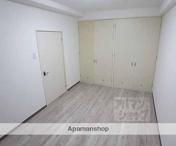 ラベンダー90103の内装