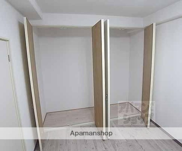 ラベンダー90103の内装