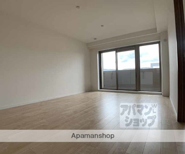 グランディム京都烏丸五条8Fの内装