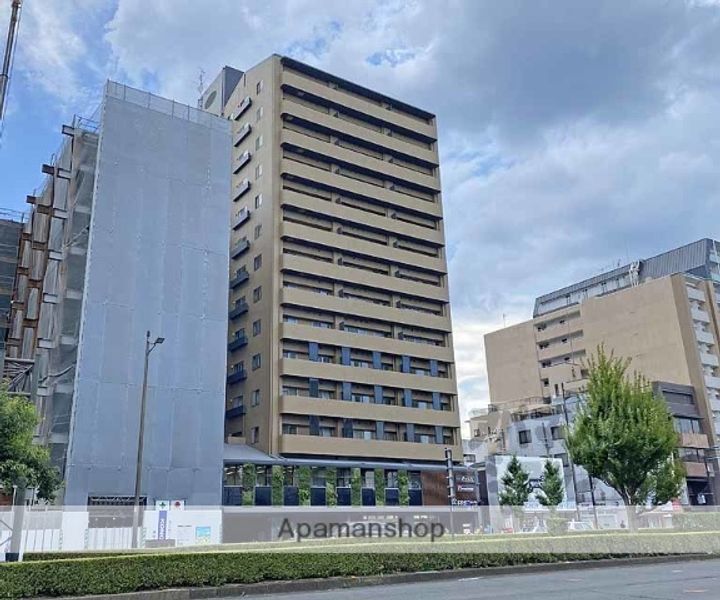 グランディム京都烏丸五条8Fの外観