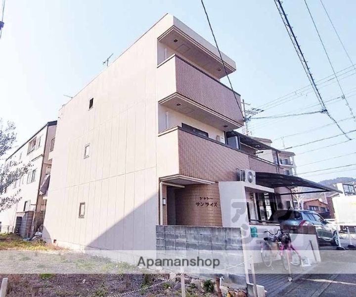 シャトーサンライズ101の外観