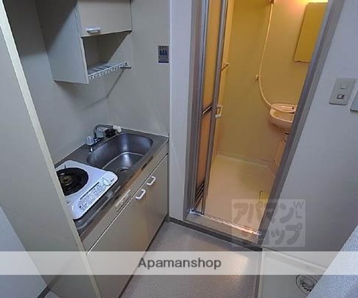 ラリティ田中203のキッチン