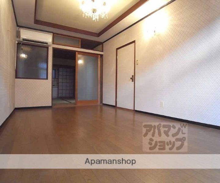 京都府京都市山科区竹鼻西ノ口町(一戸建)の賃貸物件戸建ての居間