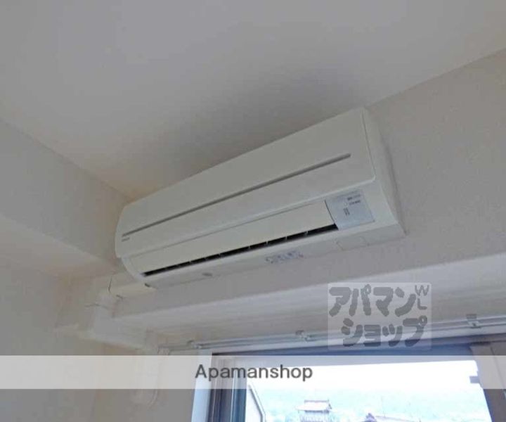 プレサンス京都鴨川彩華303の内装