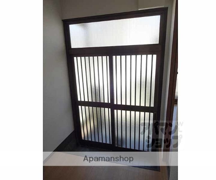 京都府京都市山科区大宅早稲ノ内町(一戸建)の賃貸物件戸建ての玄関