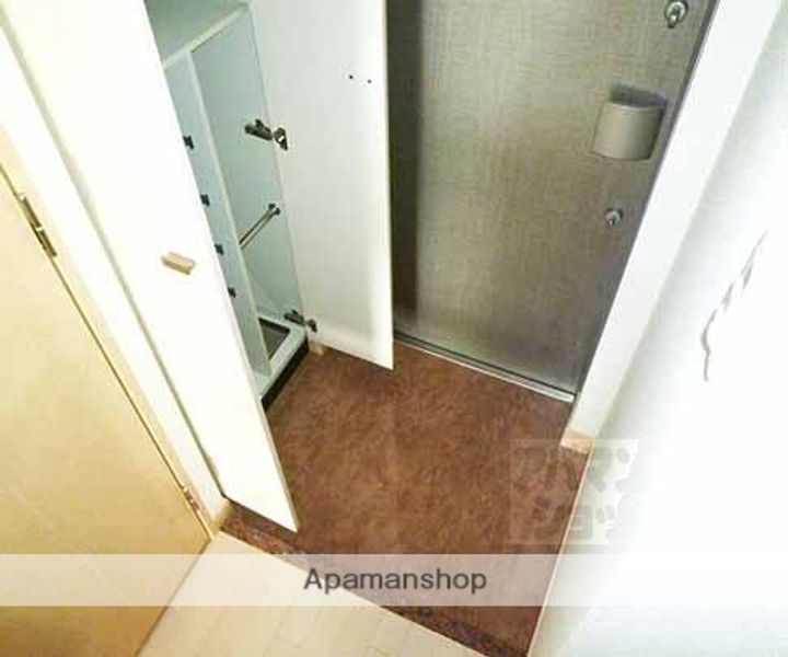 アスヴェル京都七条通の玄関