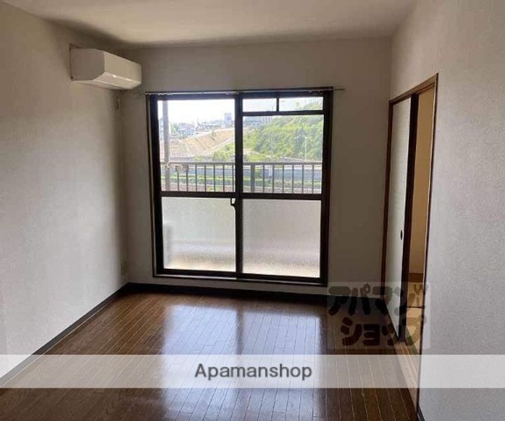 DAKOTA HOUSE203の居間