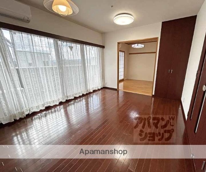 グラン・コート向島の居間