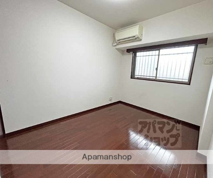 グラン・コート向島の居間