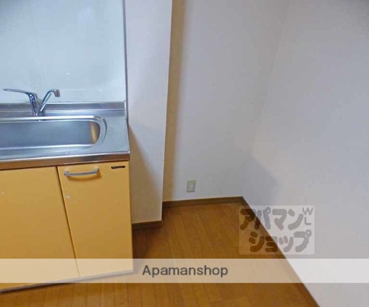 アズビル2の内装