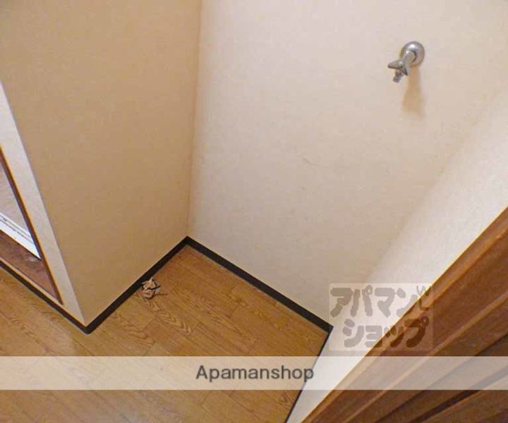 アズビル2の内装