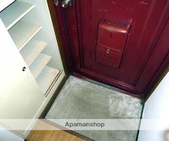 ロイヤルパレスの玄関