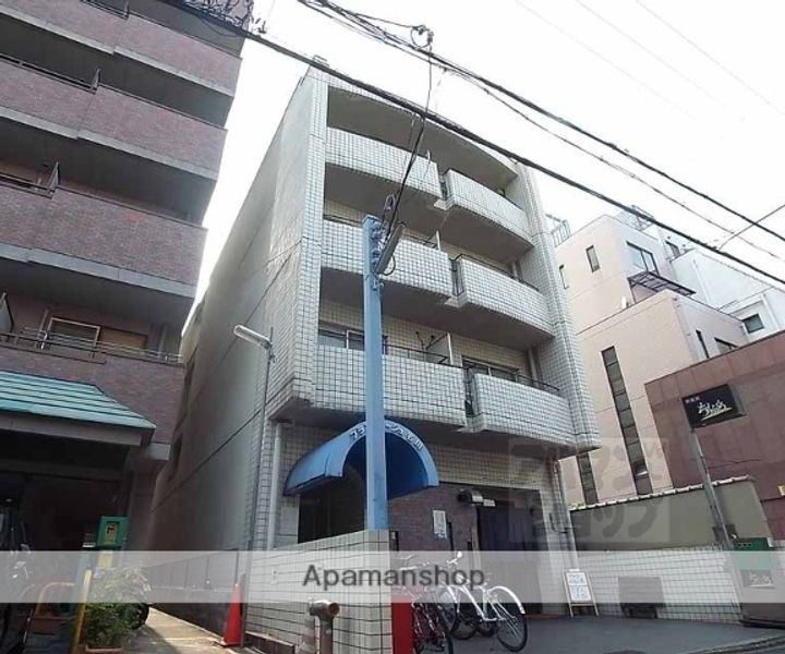 ブランネージュ名川202の外観