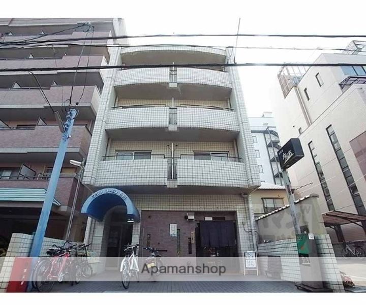 ブランネージュ名川202の外観