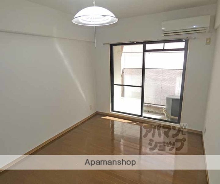 GARNET RESIDENCE 下鴨の内装