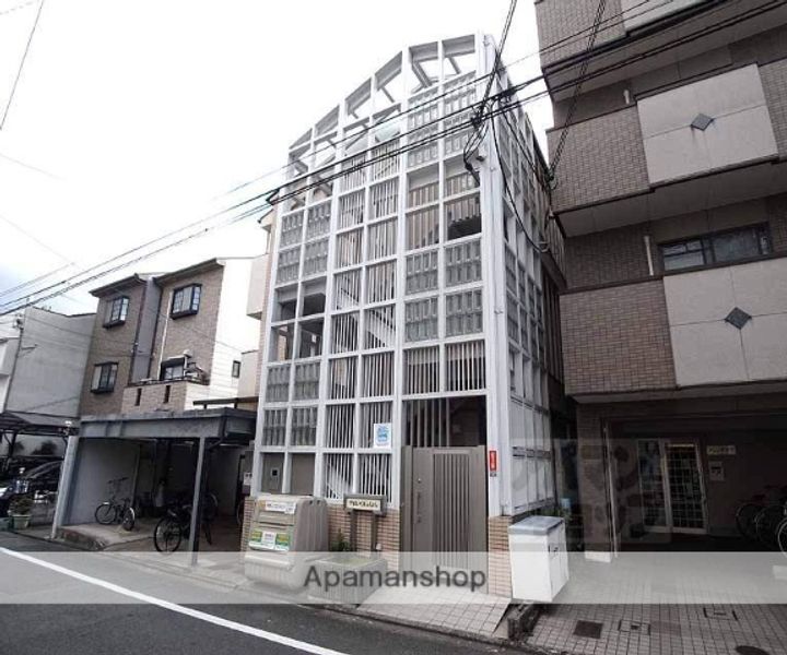 やまいくマンション204の外観