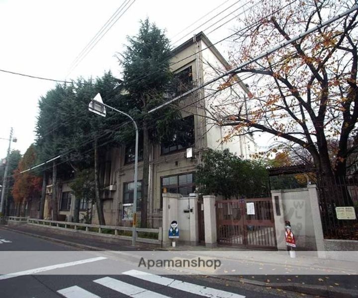 グランスイート鴨川405の周辺
