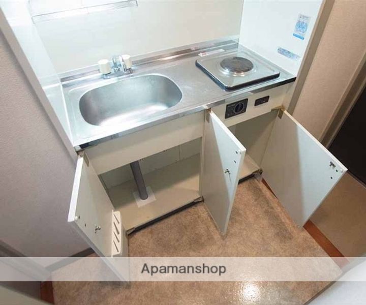 ナルド北白川302の内装