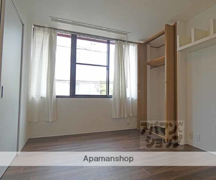 ノースホワイトリバービル上終町201の内装