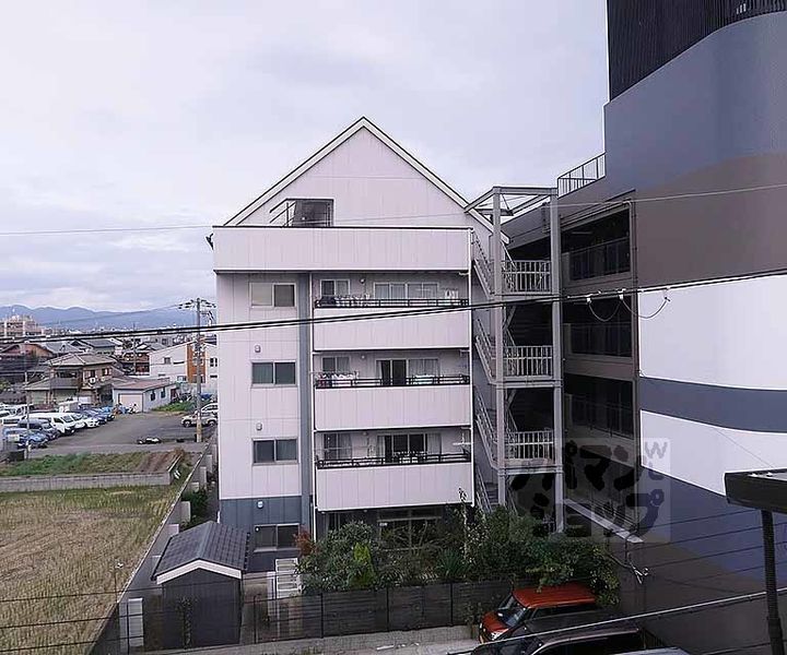 ヴェルデ京都上鳥羽401の内装