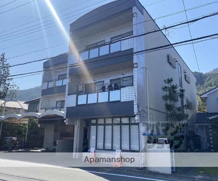 グレース嵐山の外観