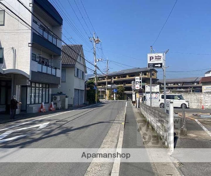 グレース嵐山の周辺