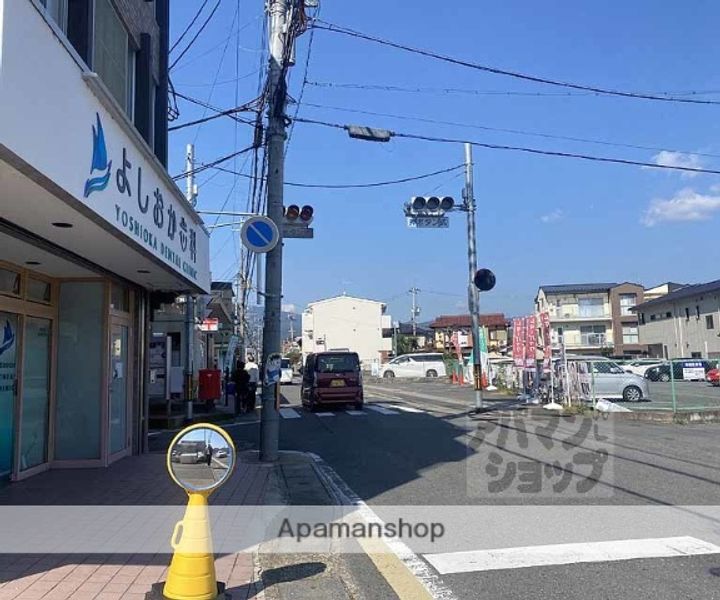 グレース嵐山の周辺