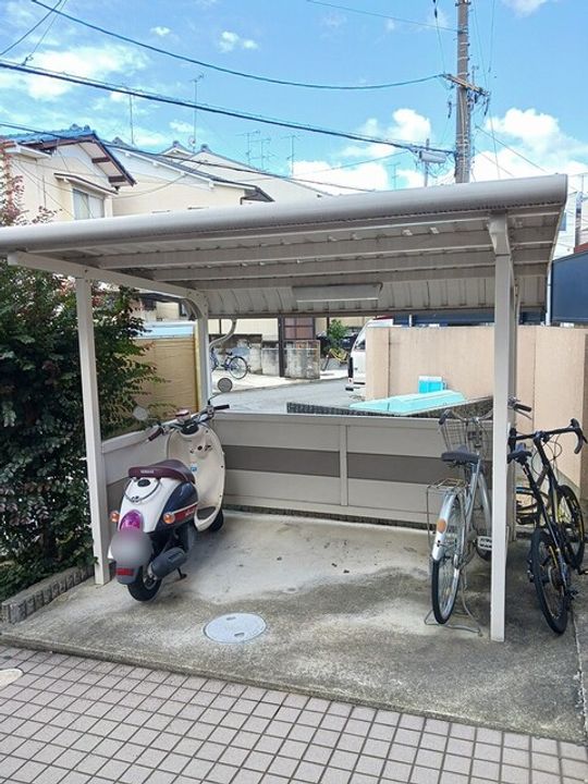 アルバ・フローレスタのその他画像