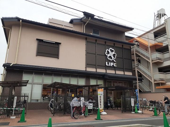 グラン佐竹の周辺