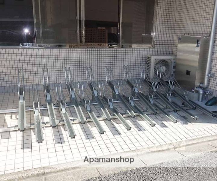 京都府京都市下京区升屋町の賃貸マンションの外観