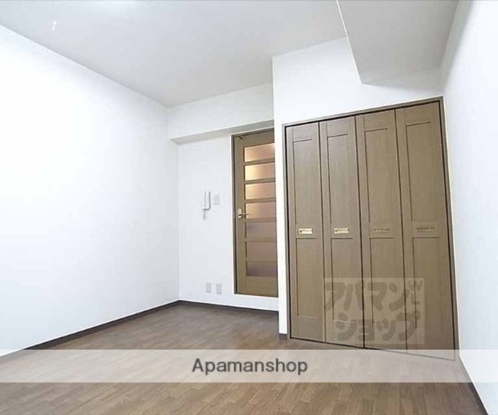 シューパレス201の居間