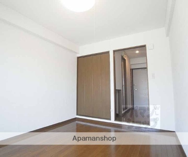 メゾンLEE318の居間