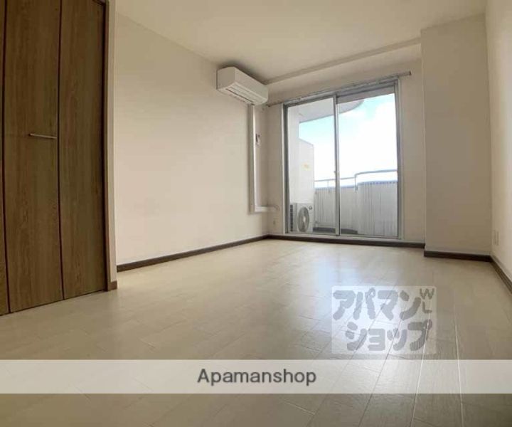 四条敷島ビル405の居間