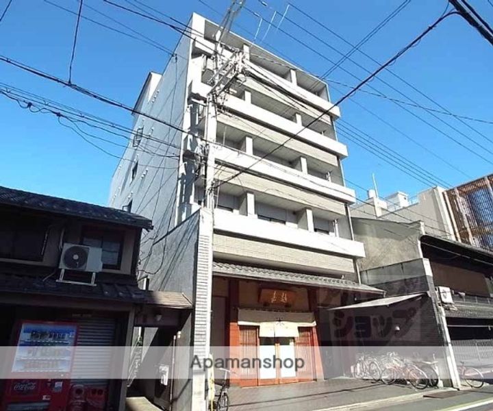 リ・エチカ406の外観