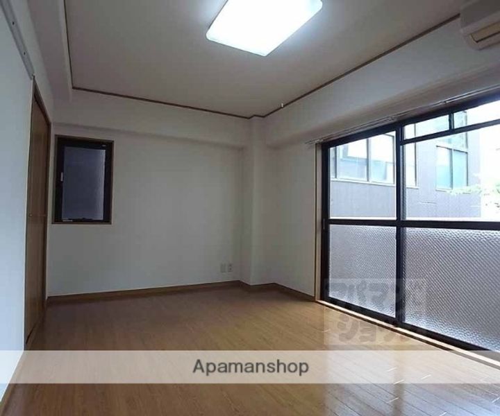 ΑPRIZEVI507の居間