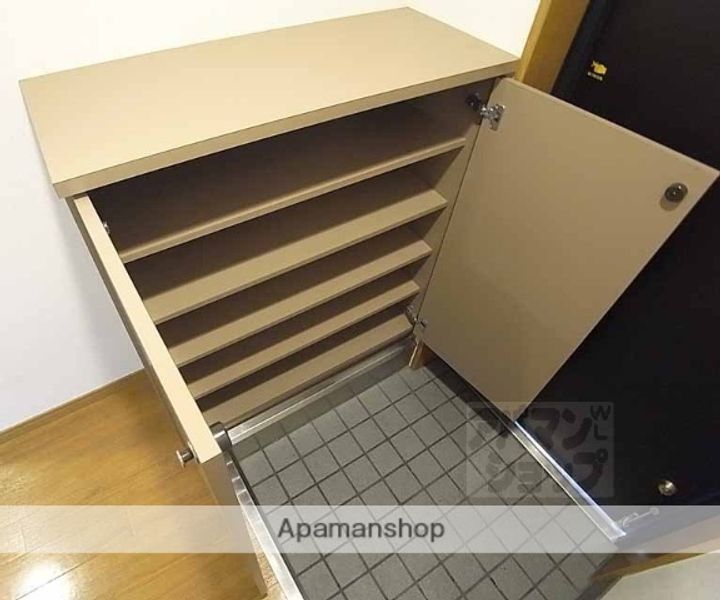 ΑPRIZEVI507の玄関