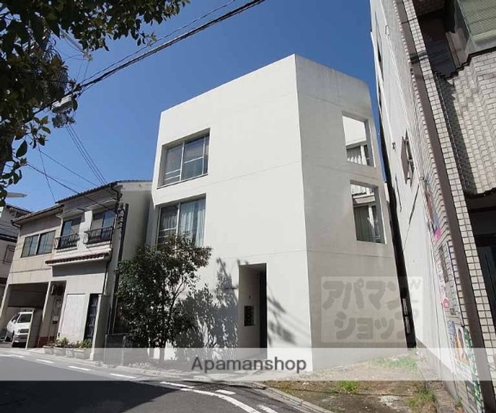 SANT’AGATA203の外観